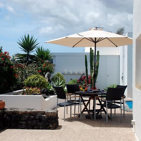 Villa Casa Azmira Del Mar Guatiza Exterior foto